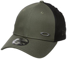 Load image into Gallery viewer, Oakley Tinfoil Cap