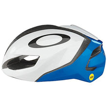 Load image into Gallery viewer, Oakley Aro5
