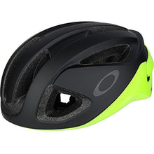 Load image into Gallery viewer, Oakley Aro3
