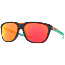 Load image into Gallery viewer, Oakley Anorak
