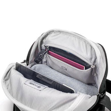 Load image into Gallery viewer, Pacsafe Metrosafe Ls250 Shoulder Bag

