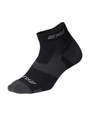 Load image into Gallery viewer, 2XU Vectr Light Cush 1/4 Crew Sock
