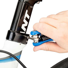 Load image into Gallery viewer, Park Tool Multi Tool Number Of Tools: 8
