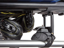 Load image into Gallery viewer, Yakima FatCat 6 EVO Premium ski &amp; Snowboard Mount
