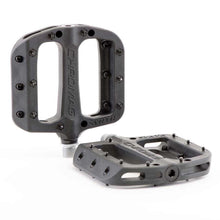 Load image into Gallery viewer, Chromag Synth Platform Pedals Nylon Body Cr-Mo Axle 9/16&quot; Black
