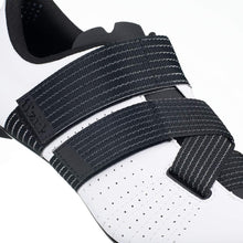 Load image into Gallery viewer, Fizik Tempo R5 Powerstrap Cycling Shoe White/Black 44
