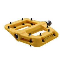 Load image into Gallery viewer, Raceface Chester Pedal Composite Old Model
