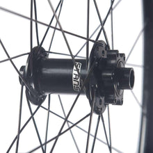Load image into Gallery viewer, Stan'S No Tubes Grail Mk3 Front Wheel 28 Holes Disc Is 6-Bolt Black 700C/622 - 12/15Mm Ta - 100Mm
