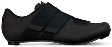 Load image into Gallery viewer, Fizik Tempo R5 Powerstrap Cycling Shoe Black/Black 45
