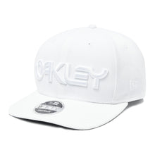 Load image into Gallery viewer, Oakley Mark Ii Novelty Snap Back
