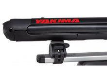 Load image into Gallery viewer, Yakima FatCat 6 EVO Premium ski &amp; Snowboard Mount
