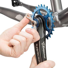 Load image into Gallery viewer, Park Tool Self-Extracting Crank Cap Tool Silver
